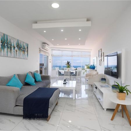 24 Sea Lodge - Sea Viewing Apartment Durban Ngoại thất bức ảnh