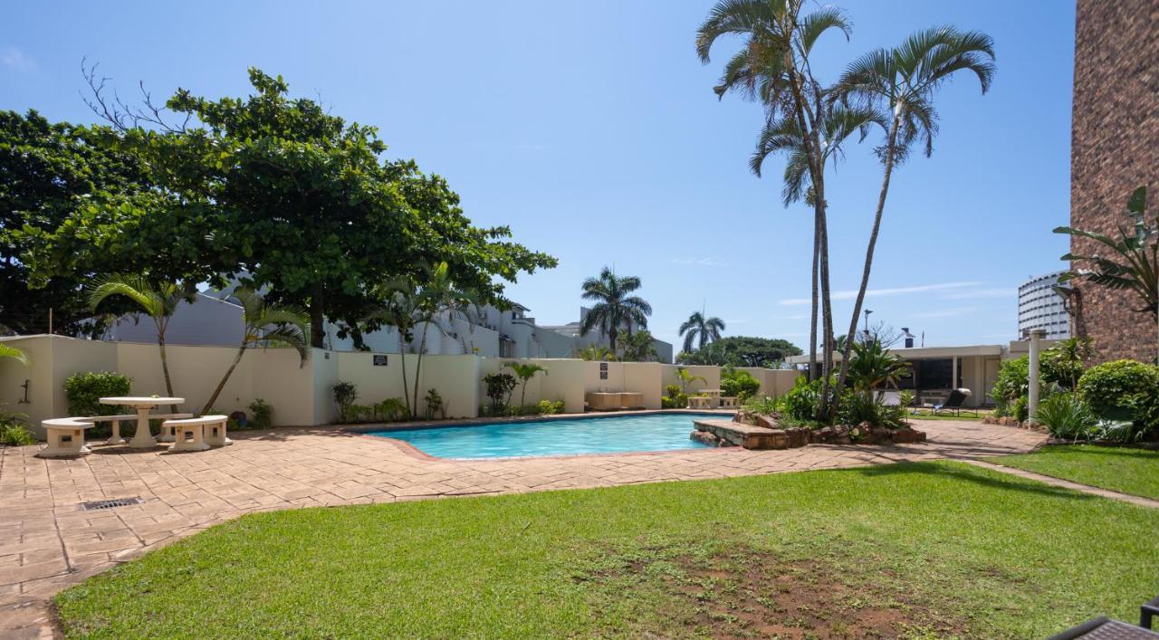 24 Sea Lodge - Sea Viewing Apartment Durban Ngoại thất bức ảnh